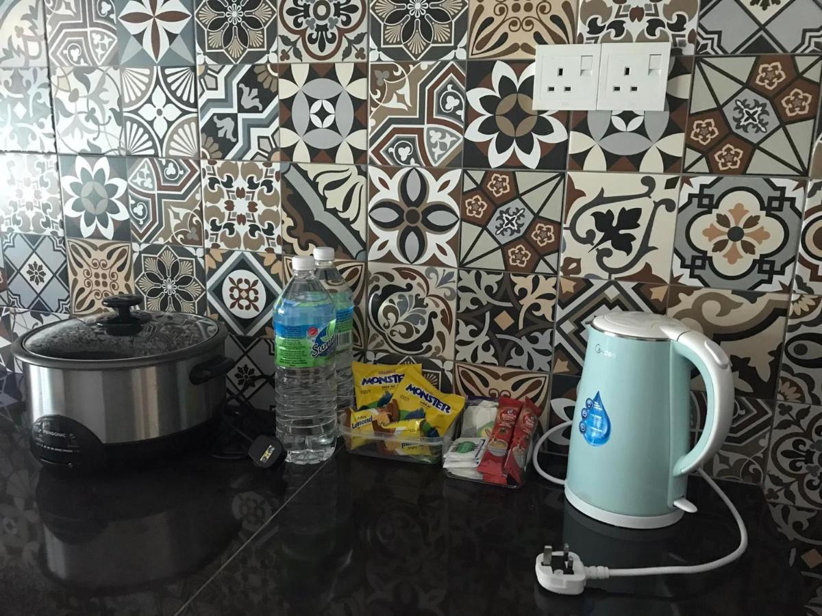 Chempaka Homestay 세리 이스칸다르 외부 사진